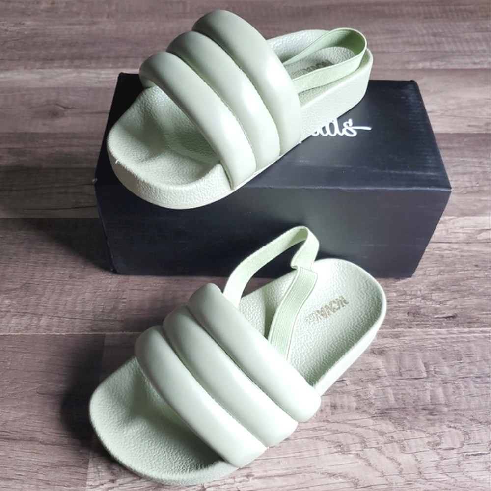 Fashion Nova Girls Sandals - Picture 1 of 11